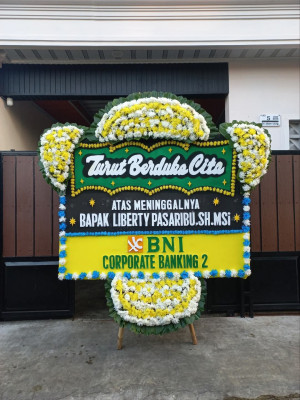 Papan Bunga Duka di Mutiara